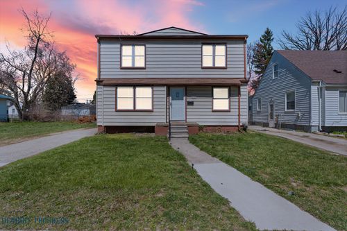 14725 Agnes Ave, Eastpointe, MI, 48021-2881 | Card Image