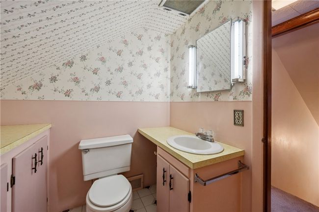 HALF BATH ON 2ND FLOOR | Image 16