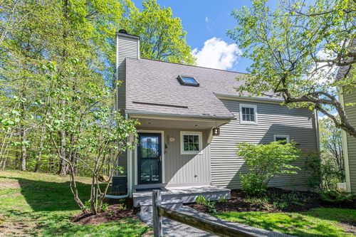 16-202 Eagle Rise Rd, Manchestr Ctr, VT, 05255-4586 | Card Image