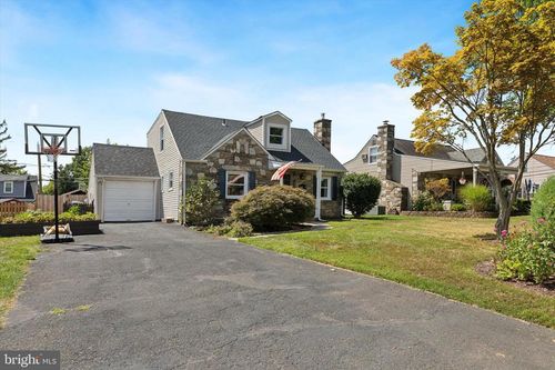404 Exton Rd, HATBORO, PA, 19040-2309 | Card Image