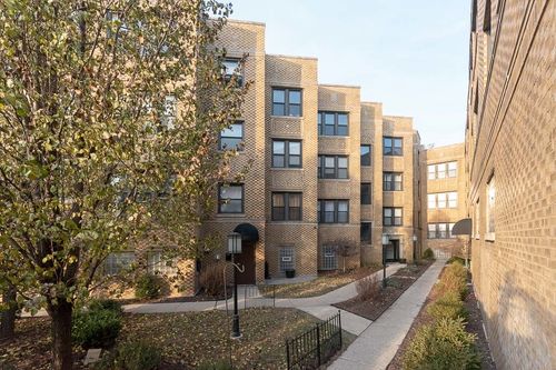 gs-3735 N Kimball Ave, Chicago, IL, 60618-4326 | Card Image