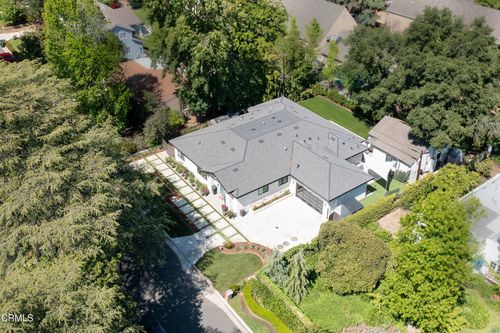 4428 Oakwood Ave, La Canada Flintridge, CA, 91011 | Card Image
