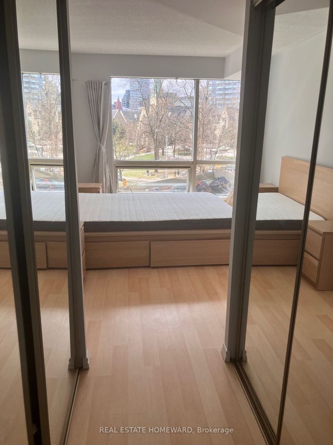 417 - 1001 Bay St, Condo with 2 bedrooms, 1 bathrooms and 1 parking in Toronto ON | Image 17