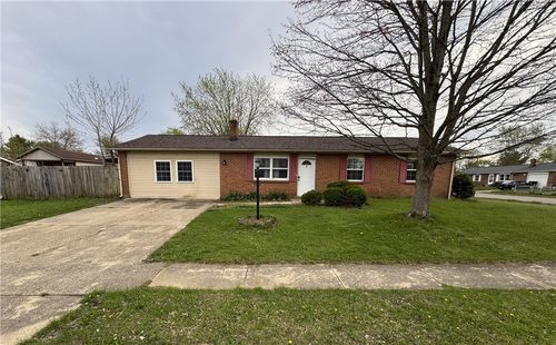 315 Evergreen Dr, Eaton, OH, 45320-9408 | Card Image
