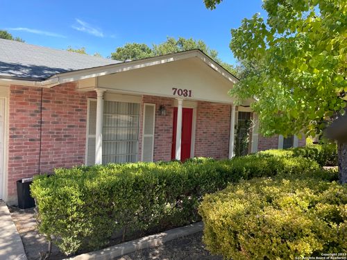 7031 Forest Meadow St, San Antonio, TX, 78240-3207 | Card Image