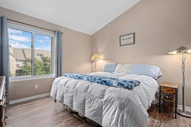 Secondary bedroom | Image 16