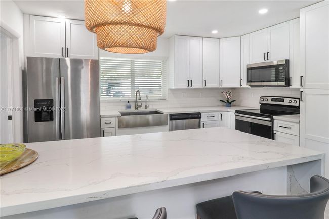 1990 Ne 35 Th St, House other with 3 bedrooms, 2 bathrooms and null parking in Lighthouse Point FL | Image 10