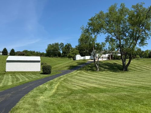 3023 Valley View Rd Ne, Lancaster, OH, 43130-8217 | Card Image