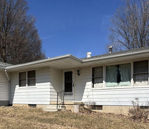 310 Volga St, Fayette, IA, 52142-7602 | Card Image