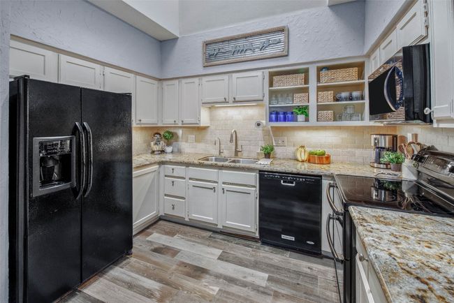 APT-11 - 3122 Camelot Dr, Condo with 3 bedrooms, 2 bathrooms and 4 parking in Bryan TX | Image 21