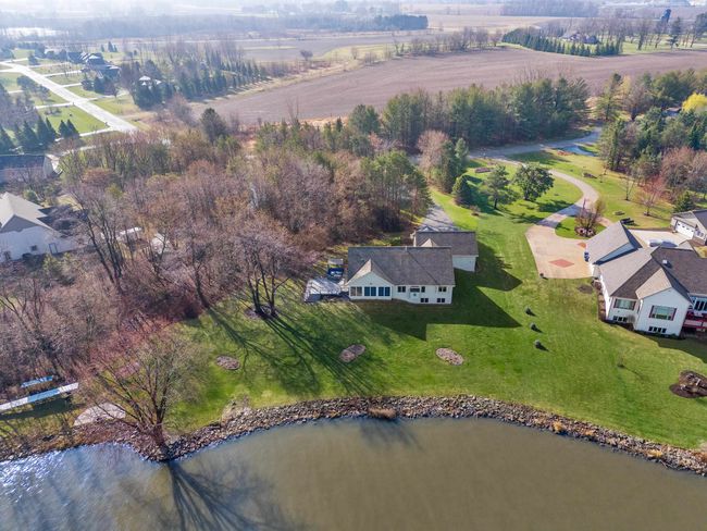 W9722 Cousins Court, House other with 3 bedrooms, 4 bathrooms and null parking in CALAMUS WI | Image 46