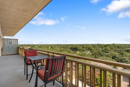 g710-6211 W Northwest Highway, Dallas, TX, 75225 | Card Image