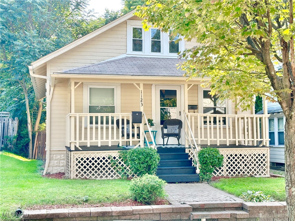 Collinwood Ave, Akron, OH 44310