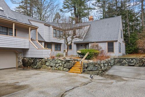 12-12 Winslow Place, Cape Elizabeth, ME, 04107 | Card Image