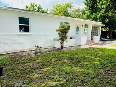 12325 Nw 17th Ct, House other with 3 bedrooms, 1 bathrooms and null parking in Miami FL | Image 3