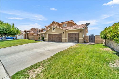 2832 Owens Way, Rosamond, CA, 93560-6810 | Card Image