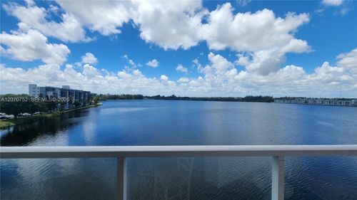 505w-1301 Ne Miami Gardens Dr, Miami, FL, 33179-4759 | Card Image