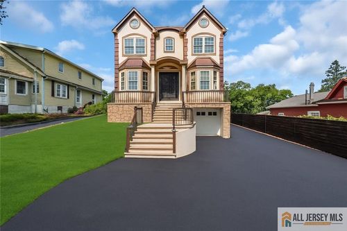 1855 Woodland Ave, Edison, NJ, 08820-1035 | Card Image