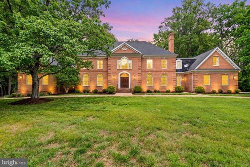 11102 Prince Edward Ct, Oakton, VA, 22124-1034 | Card Image