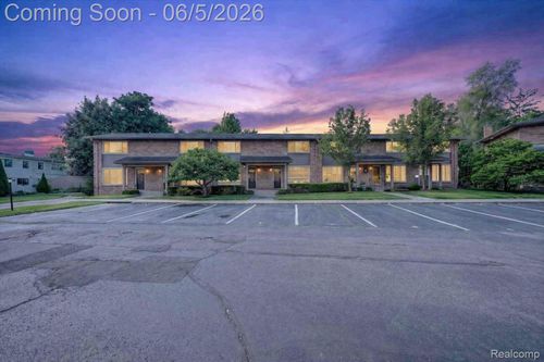 1-1035 N Old Woodward Ave, Birmingham, MI, 48009-5410 | Card Image