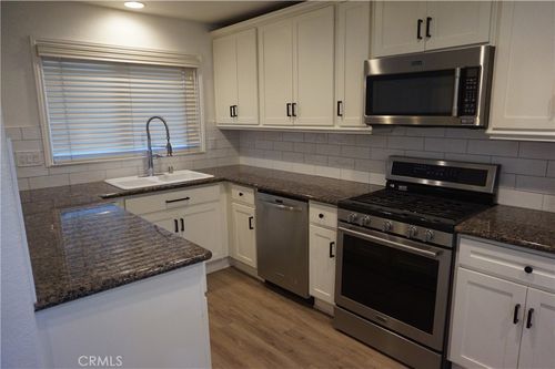 2423 Minuteman Way, Costa Mesa, CA, 92626-6532 | Card Image