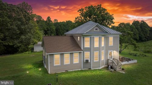 13367 Passing Rd, BOWLING GREEN, VA, 22427-3033 | Card Image