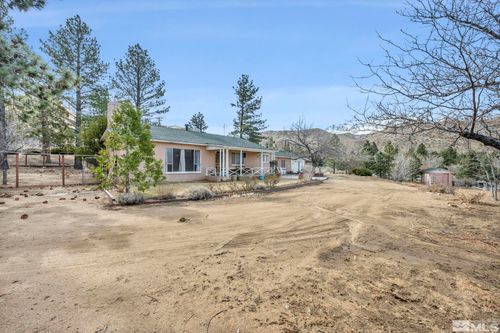 432 Pinenut Road, Coleville, CA, CA, 96107 | Card Image