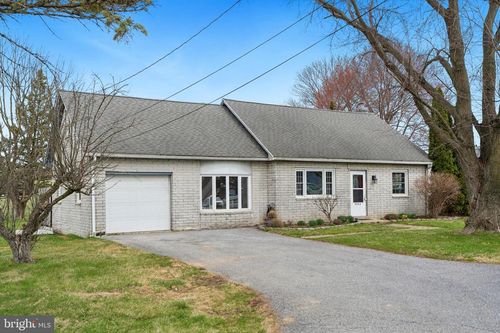 2763 Main St, MORGANTOWN, PA, 19543-9456 | Card Image