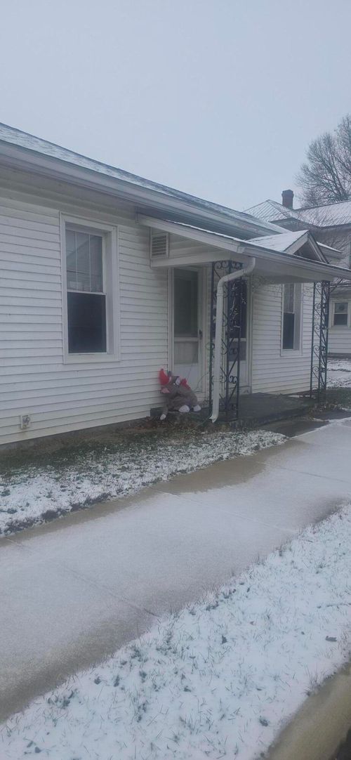 221 High St, Covington, OH, 45318-1162 | Card Image