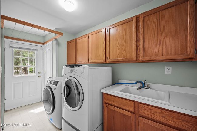 60 Bernadette Rd, House other with 4 bedrooms, 3 bathrooms and null parking in Morganville NJ | Image 16