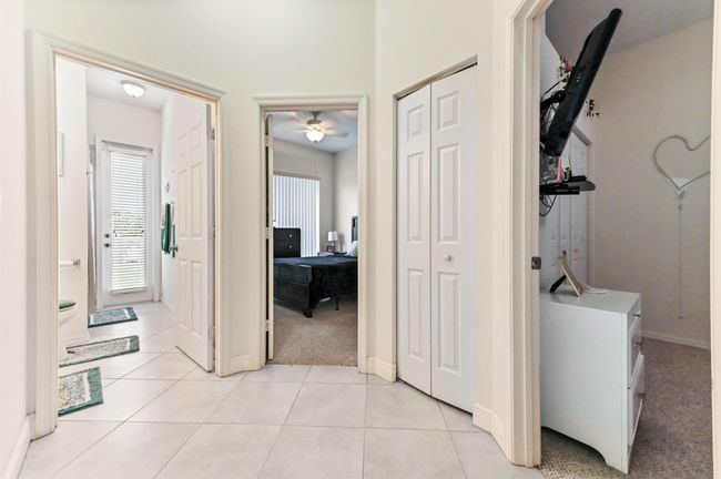 2450 Sw Summit St, House other with 3 bedrooms, 2 bathrooms and null parking in Port Saint Lucie FL | Image 20