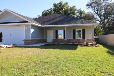 2136 Chapparal St, House other with 4 bedrooms, 2 bathrooms and 2 parking in Navarre FL | Image 1