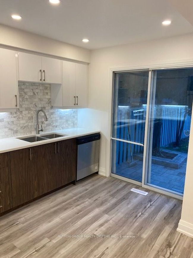 3459 Nighthawk Trail, House attached with 3 bedrooms, 5 bathrooms and 1 parking in Mississauga ON | Image 10