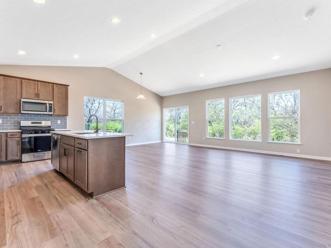 30 Erin Hills Rd, House other with 4 bedrooms, 2 bathrooms and null parking in Commercial Point OH | Image 10