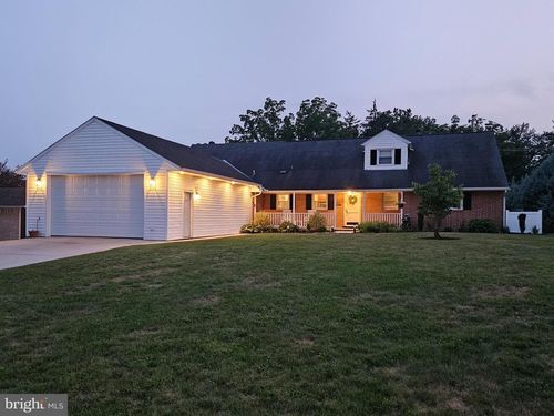 1508 Crestmont Dr, HARRISBURG, PA, 17112-2002 | Card Image