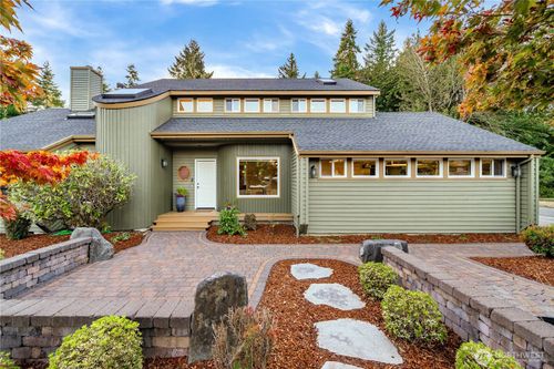 4001 Foxhall Dr Ne, Olympia, WA, 98516-2769 | Card Image