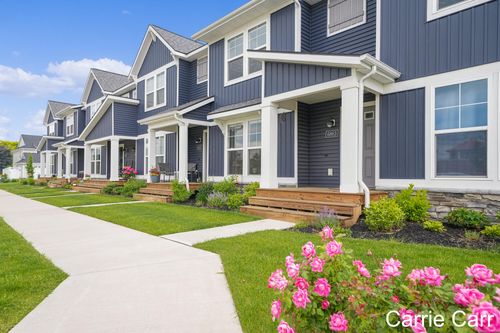 6857 Old Town Square Pvt Ne, Rockford, MI, 49341-4801 | Card Image