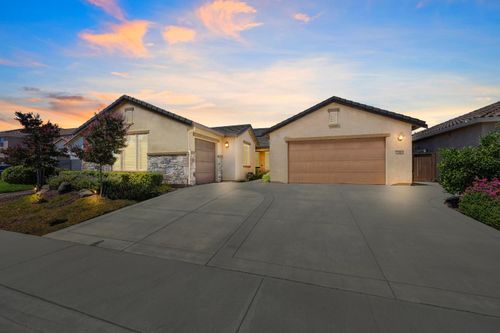 208 Valentino Ct, Roseville, CA, 95747-9591 | Card Image