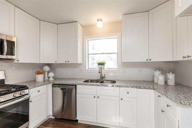 12707 Pleasant Grove Rd, House other with 4 bedrooms, 3 bathrooms and 2 parking in Cypress TX | Image 18