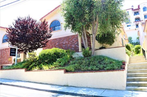b-2006 Mathews Ave, Redondo Beach, CA, 90278-3095 | Card Image