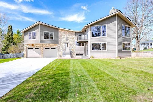 3902 Pine Cone Lane, Wausau, WI, 54403 | Card Image