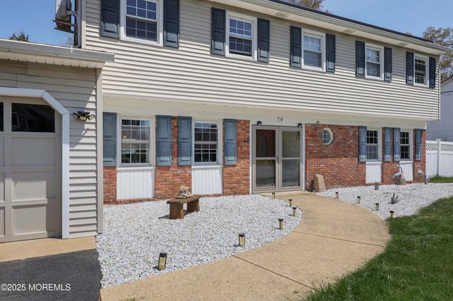 70 Old Bridge Dr, House other with 4 bedrooms, 3 bathrooms and null parking in Howell NJ | Image 4