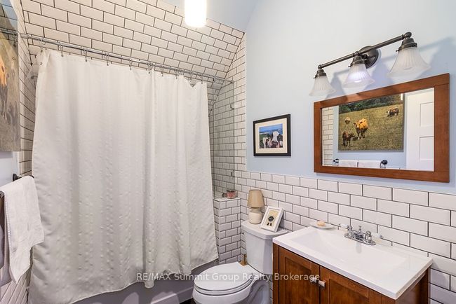 385073 4 Th Concession A, Home with 5 bedrooms, 6 bathrooms and 16 parking in Municipality Of Grey Highlands ON | Image 29