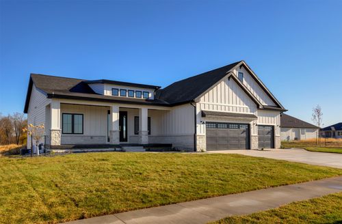 5301 175th St, Waukee, IA, 50263-5303 | Card Image