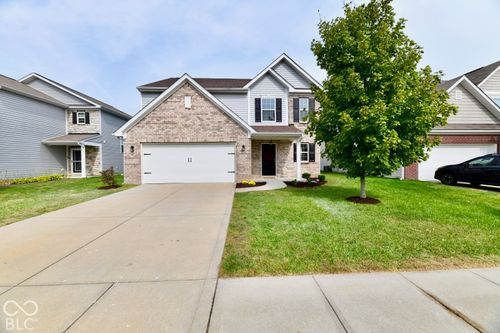 6116 Pebblebrooke Rd, Whitestown, IN, 46075-9002 | Card Image