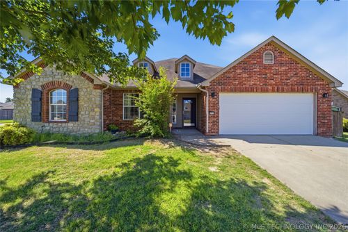 21110 40th St, Broken Arrow, OK, 74014-8712 | Card Image