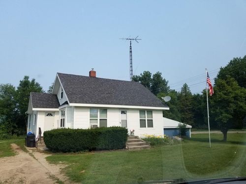 2845 S Oceana Dr, Shelby, MI, 49455-9447 | Card Image