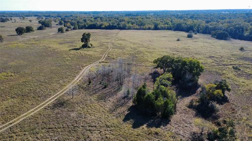 196 Brinkley Ln, Elgin, TX, 78621-5055 | Card Image