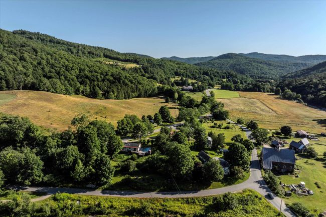 140 Hale Hollow Rd, House other with 5 bedrooms, 3 bathrooms and null parking in Bridgewtr Cor VT | Image 35