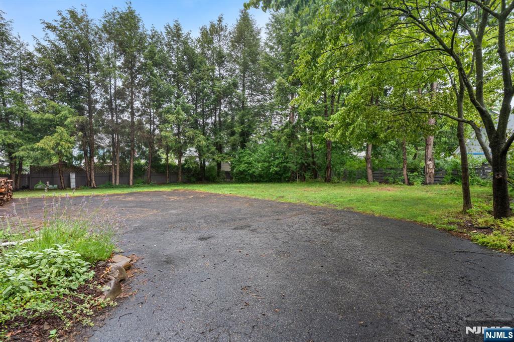 Residential in Ridgewood 4